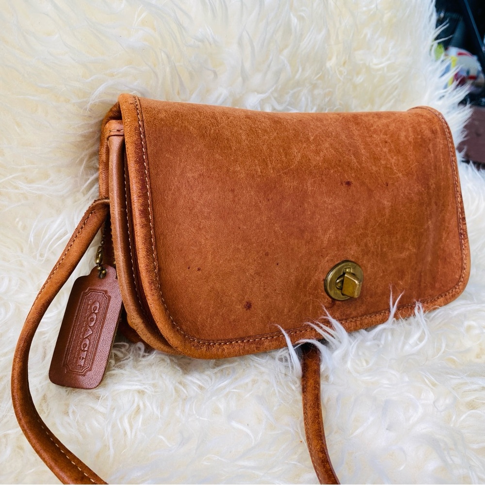 COACH vintage Dinky brown leather crossbody bag purse shoulder turnlock - Picture 6 of 14